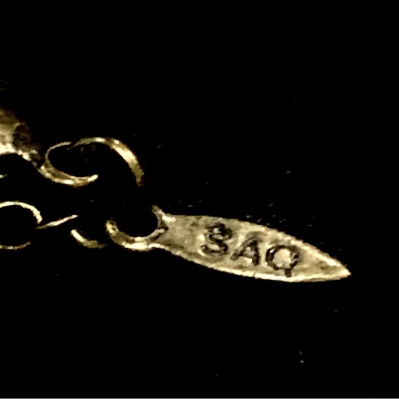 Sold Vintage Faux Pearl Necklace and Earrings Set - Picture 5 of 5